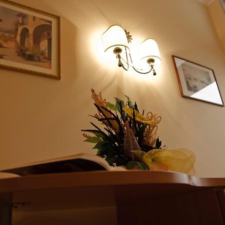 グラヴィーナ・イン・プーリア Le Stanze Del Console Bed & Breakfast エクステリア 写真