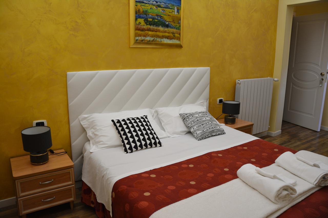グラヴィーナ・イン・プーリア Le Stanze Del Console Bed & Breakfast エクステリア 写真