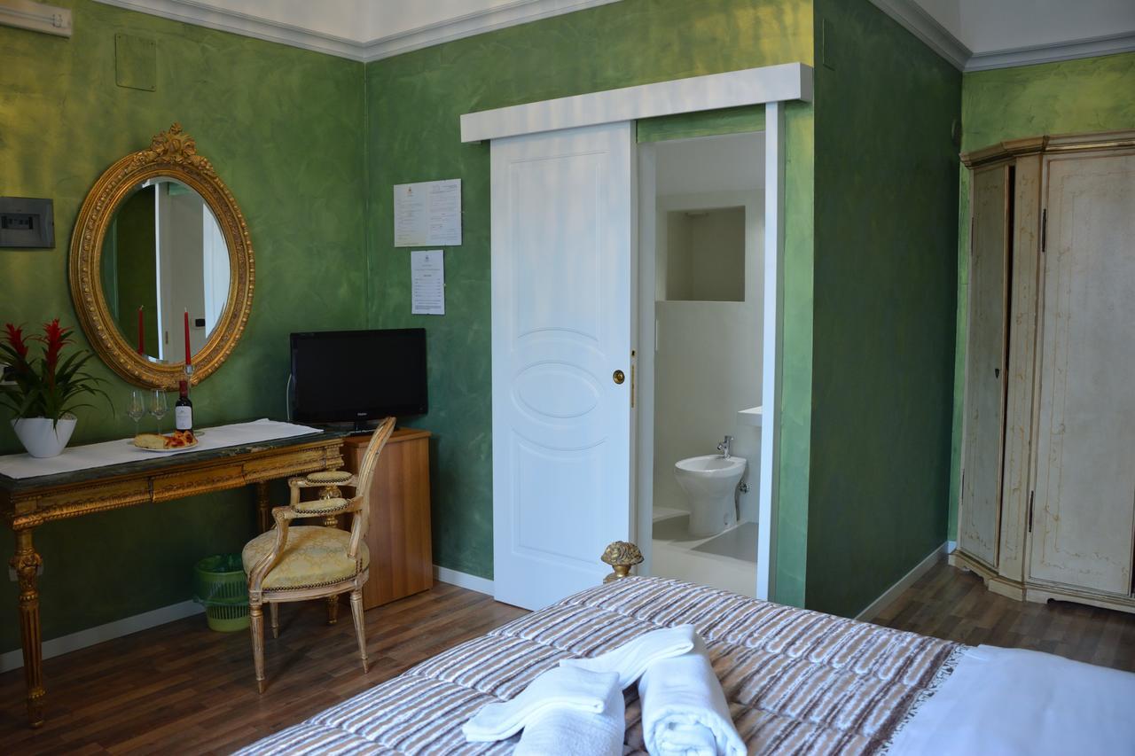 グラヴィーナ・イン・プーリア Le Stanze Del Console Bed & Breakfast エクステリア 写真