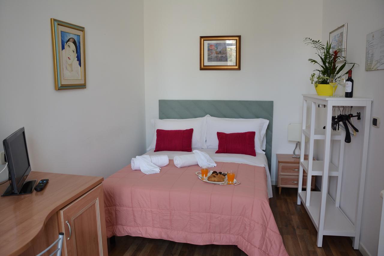 グラヴィーナ・イン・プーリア Le Stanze Del Console Bed & Breakfast エクステリア 写真