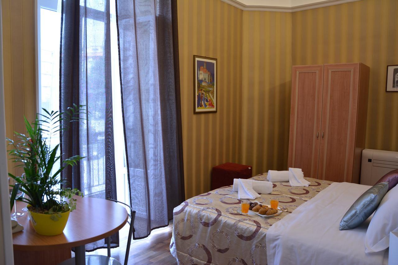 グラヴィーナ・イン・プーリア Le Stanze Del Console Bed & Breakfast エクステリア 写真