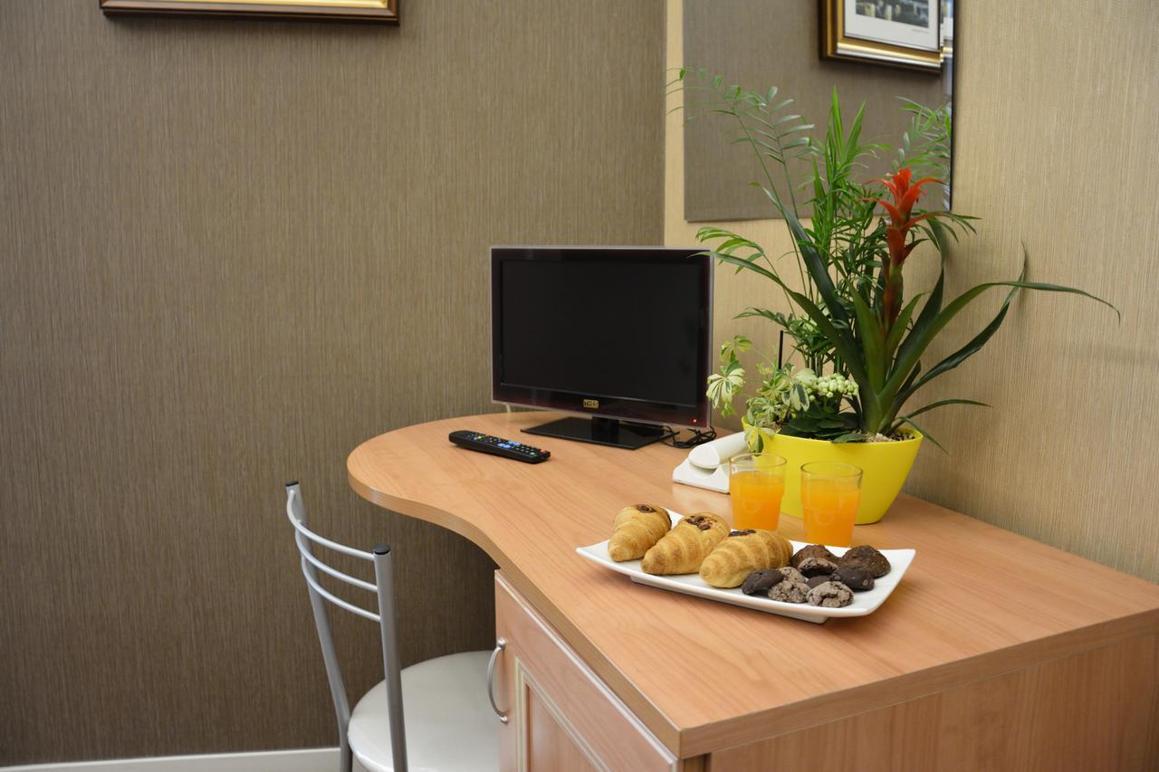 グラヴィーナ・イン・プーリア Le Stanze Del Console Bed & Breakfast エクステリア 写真