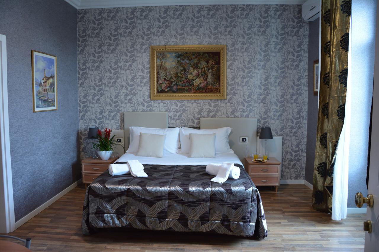 グラヴィーナ・イン・プーリア Le Stanze Del Console Bed & Breakfast エクステリア 写真