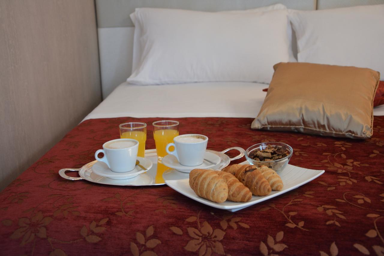 グラヴィーナ・イン・プーリア Le Stanze Del Console Bed & Breakfast エクステリア 写真