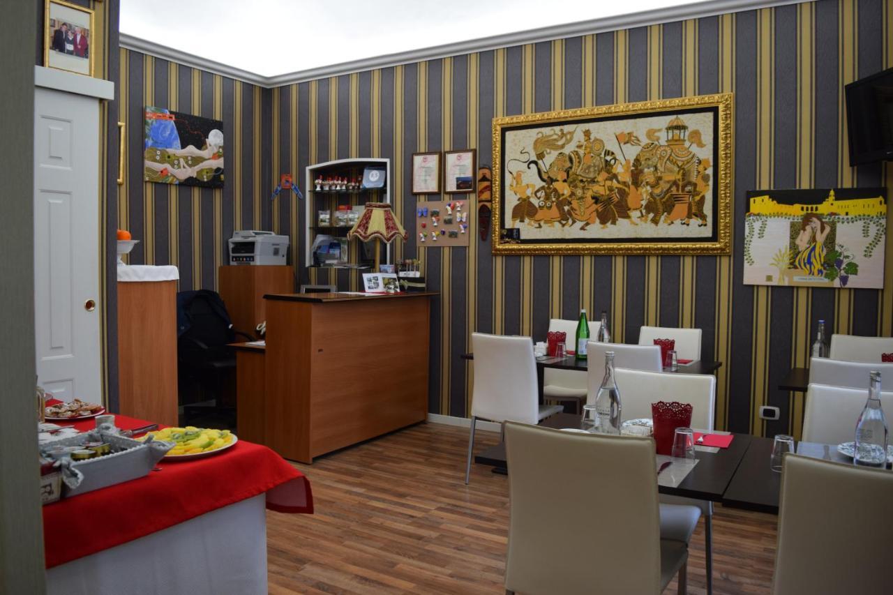 グラヴィーナ・イン・プーリア Le Stanze Del Console Bed & Breakfast エクステリア 写真